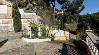 Casa en venta en Avinguda del Pla de Rosell, cerca de Carrer de les Margarides, Roca Grossa-Serra Brava (Lloret de Mar) de 359.000 €