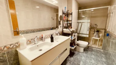 Apartment on Carrer d'Isaac Peral photo 47