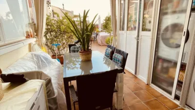 Apartment on Carrer d'Isaac Peral photo 25