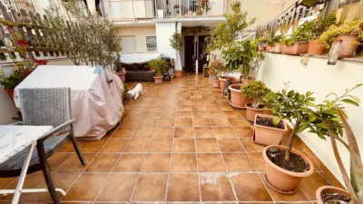 Apartment on Carrer d'Isaac Peral photo 32