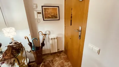 Apartment on Carrer d'Isaac Peral photo 39