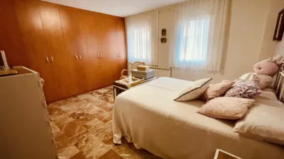 Apartment on Carrer d'Isaac Peral photo 51