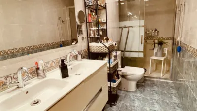 Apartment on Carrer d'Isaac Peral photo 46