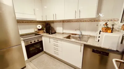Apartment on Carrer d'Isaac Peral photo 38