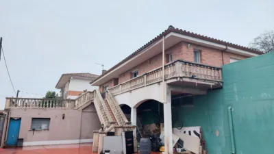 House in Abrera photo 38