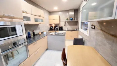 House in Abrera photo 3
