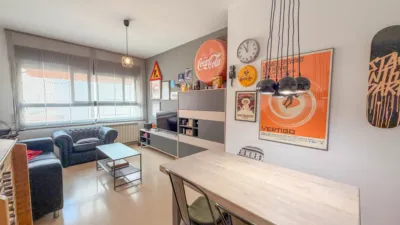 Apartment in Ca n'Aurell photo 2