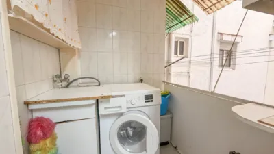 Apartment on Carrer de la Hispanitat photo 12