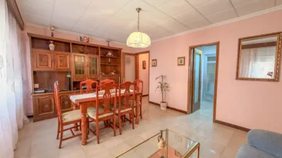 Apartment on Carrer de la Hispanitat photo 5