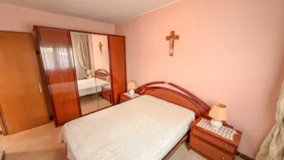 Apartment on Carrer de la Hispanitat photo 18