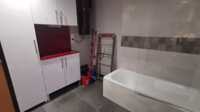 Piso en venta en Carrer d'Emili Grahit, cerca de Carrer de Joaquim Botet i Sisó, Montilivi-Palau (Girona Capital) de 273.000 €