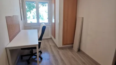 Piso en venta en Carrer d'Emili Grahit, cerca de Carrer de Joaquim Botet i Sisó, Montilivi-Palau (Girona Capital) de 273.000 €