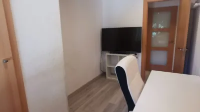 Piso en venta en Carrer d'Emili Grahit, cerca de Carrer de Joaquim Botet i Sisó, Montilivi-Palau (Girona Capital) de 273.000 €