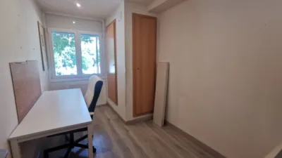 Piso en venta en Carrer d'Emili Grahit, cerca de Carrer de Joaquim Botet i Sisó, Montilivi-Palau (Girona Capital) de 273.000 €
