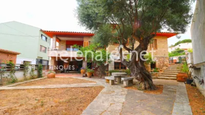 House on Carrer d'Ortiz de la Vega photo 6