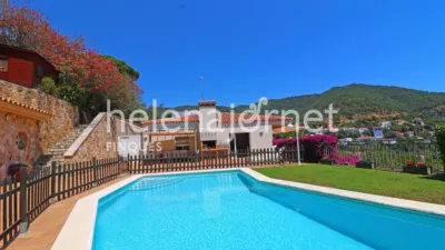 Detached house on Carrer del Ponent photo 34