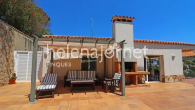 Detached house on Carrer del Ponent photo 11