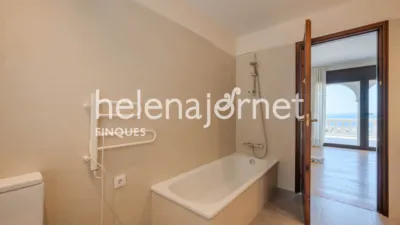 Single-family home on Carrer de Margarida Wirsing i Bordas photo 23