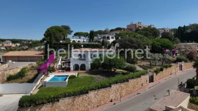 Single-family home on Carrer de Margarida Wirsing i Bordas photo 5