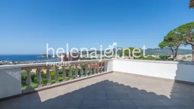 Single-family home on Carrer de Margarida Wirsing i Bordas photo 26