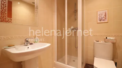 Apartment on Carrer de Salvador Espriu photo 8