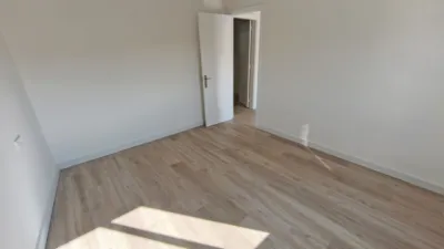 Piso en venta en Carrer Palauet, cerca de Carrer de Juneda, La Bordeta (Lleida Capital) de 140.000 €