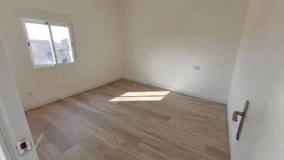 Piso en venta en Carrer Palauet, cerca de Carrer de Juneda, La Bordeta (Lleida Capital) de 140.000 €