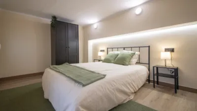 Dúplex en venta en Carrer de Pontons, El Guinardó (Distrito Horta-Guinardó. Barcelona Capital) de 259.000 €