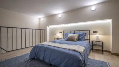 Dúplex en venta en Carrer de Pontons, El Guinardó (Distrito Horta-Guinardó. Barcelona Capital) de 259.000 €