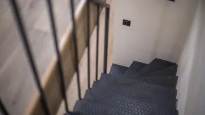 Dúplex en venta en Carrer de Pontons, El Guinardó (Distrito Horta-Guinardó. Barcelona Capital) de 259.000 €