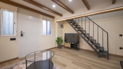 Dúplex en venta en Carrer de Pontons, El Guinardó (Distrito Horta-Guinardó. Barcelona Capital) de 259.000 €