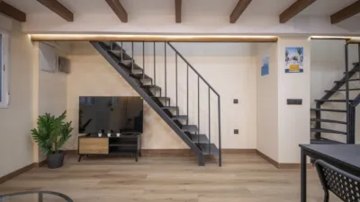 Dúplex en venta en Carrer de Pontons, El Guinardó (Distrito Horta-Guinardó. Barcelona Capital) de 259.000 €