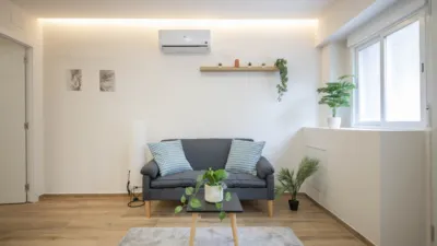 Piso en venta en Carrer de la Mare Eterna, cerca de Carrer del Foc Follet, El Bon Pastor (Distrito Sant Andreu. Barcelona Capital) de 129.000 €