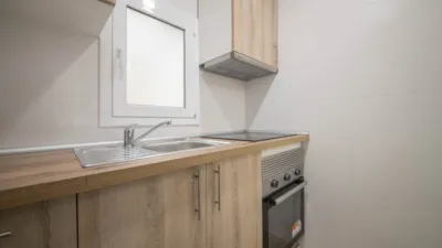 Piso en venta en Carrer de l'Empordà, Pubilla Cases (L'Hospitalet de Llobregat) de 199.000 €