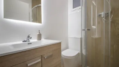 Piso en venta en Carrer de l'Empordà, Pubilla Cases (L'Hospitalet de Llobregat) de 199.000 €