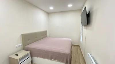Apartment on Rambla de Prim photo 12