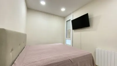 Apartment on Rambla de Prim photo 13