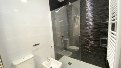 Apartment on Rambla de Prim photo 15
