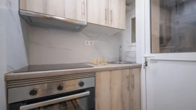 Flat on Carrer del Montsant, 28 photo 9