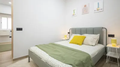 Studio at Carrer de Llavià i Serra, 18 photo 2