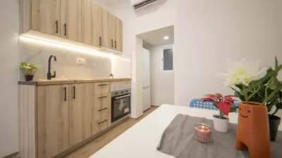 Apartment on Avinguda de la Riera de Cassoles photo 10