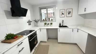 Apartment on Carrer de Manuel de Falla photo 6