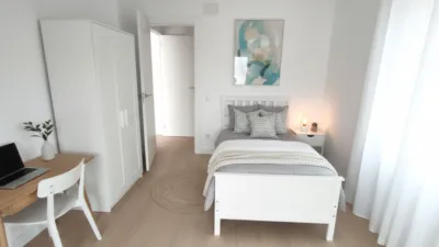 Apartment on Carrer de Manuel de Falla photo 10
