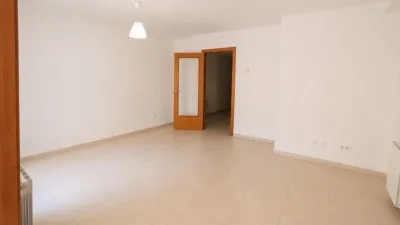 Apartment in Carrer de la Vora del Ter photo 5
