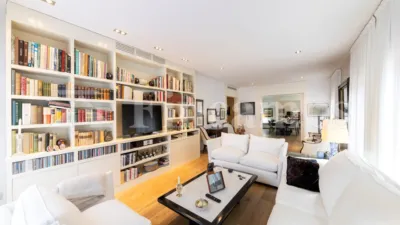 Apartment on Carrer de les Planes photo 3