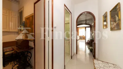House on Carrer de Brutau photo 9