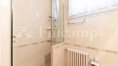 House on Carrer d'Osca photo 36