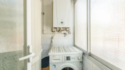 Flat on Carrer de Cebrià Cabané photo 19