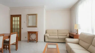 Flat on Carrer de Cebrià Cabané photo 21