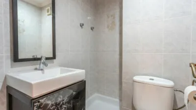 Flat on Carrer de Cebrià Cabané photo 23